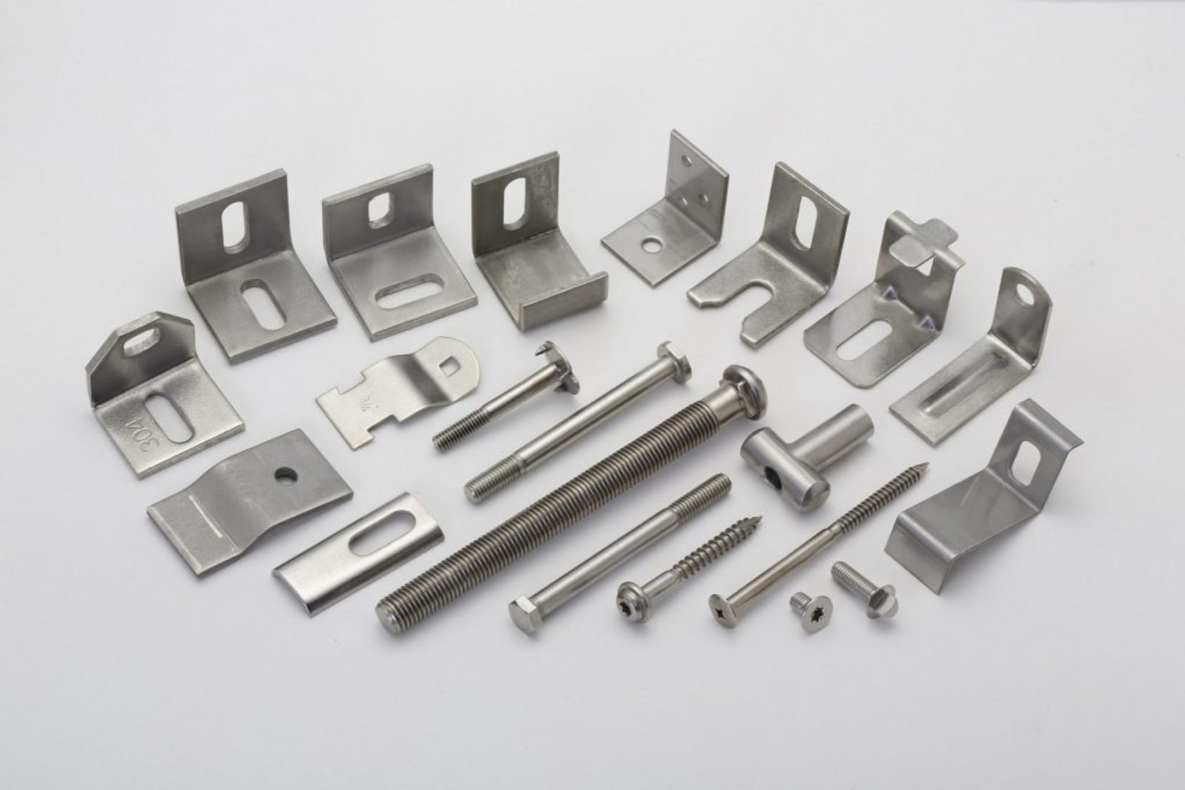 Stainless Steel Angle Bars, Bolts